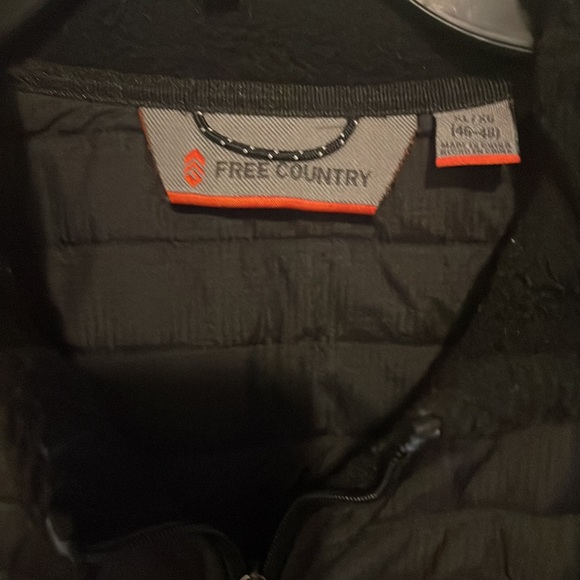 Free country - Picture 3 of 5